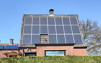 Photovoltaik-Versicherung: Anbieter im Vergleich