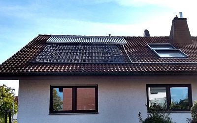 Sonnenkollektoren: Röhren- oder Flachkollektoren?