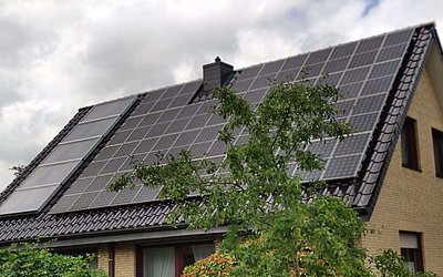 Photovoltaik: Infos & Tipps zur Aufdachmontage